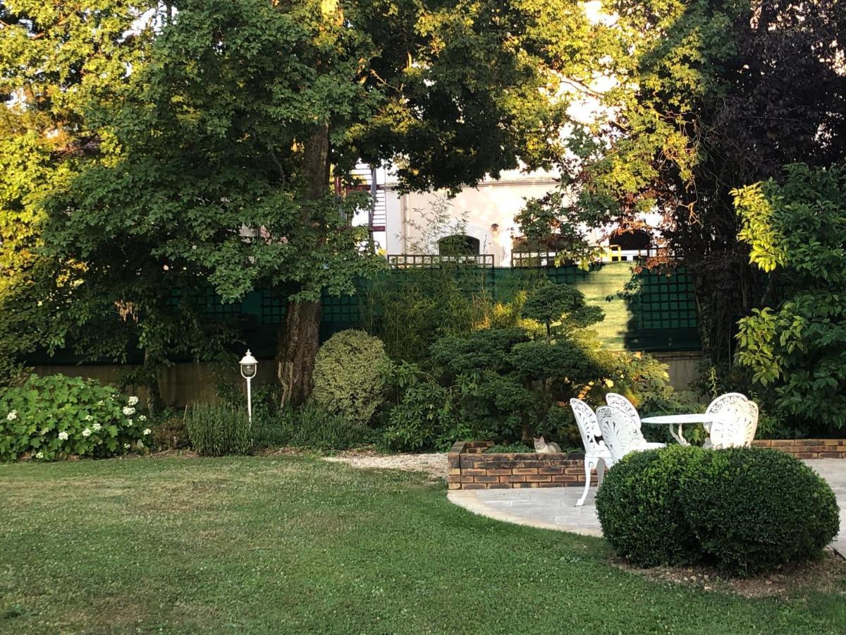 Bed and Breakfast Le Jardin De Fresnes Экстерьер фото